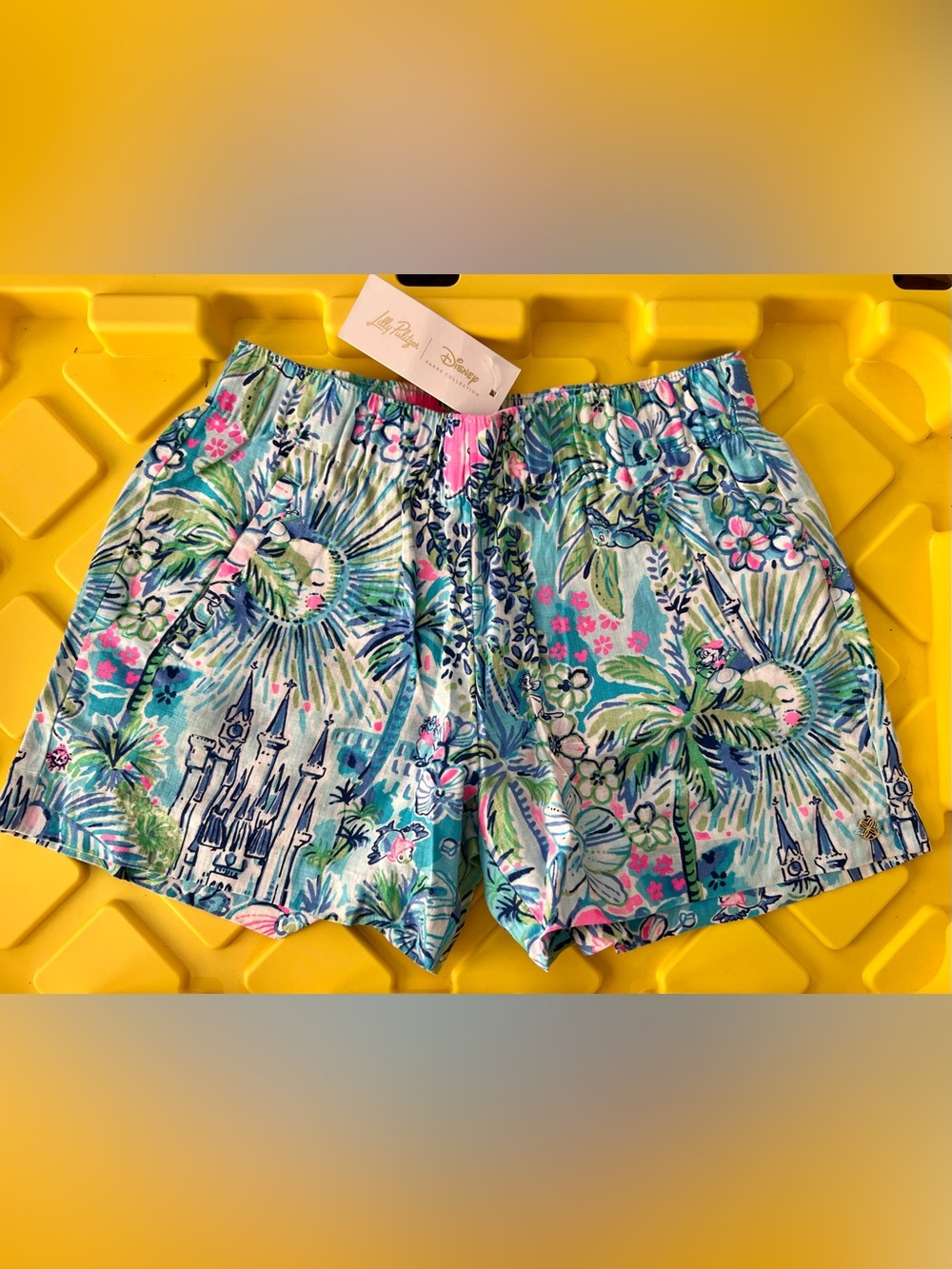NWT Lilly Pulitzer Lilly Loves Cinderella Collab.
